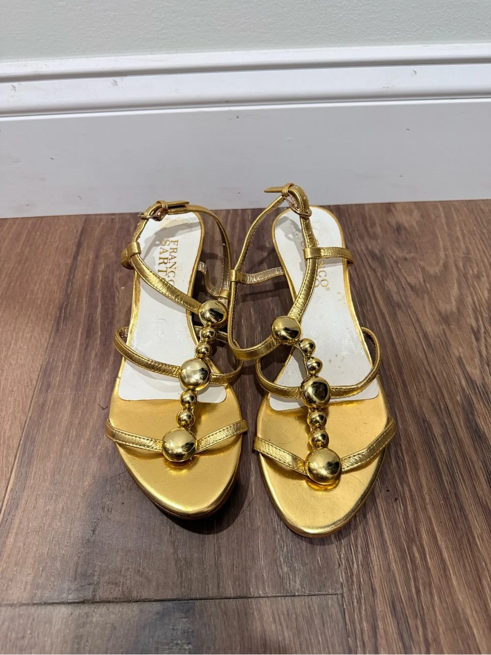 🔥Franco Sarto Women’s Gold Strappy Beaded Sandals Size 5 EU🔥